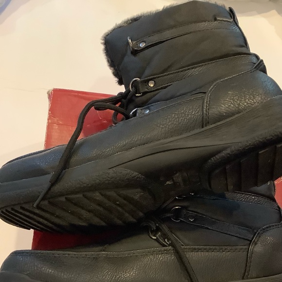 Weatherproof Womens Tara Black Faux Fur Lined Thermolite Insulated Rain Boot - Picture 4 of 6